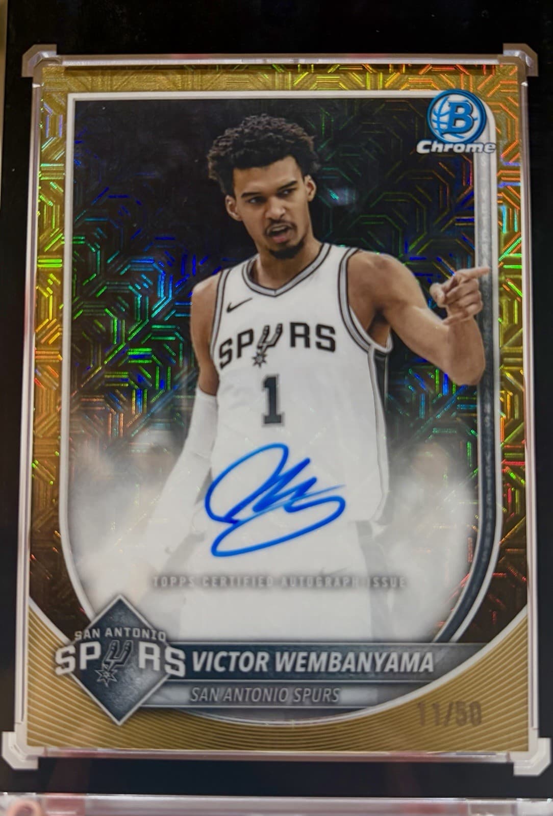 2025-26 Bowman Chrome Autographs Gold Mojo /50 Victor Wembanyama