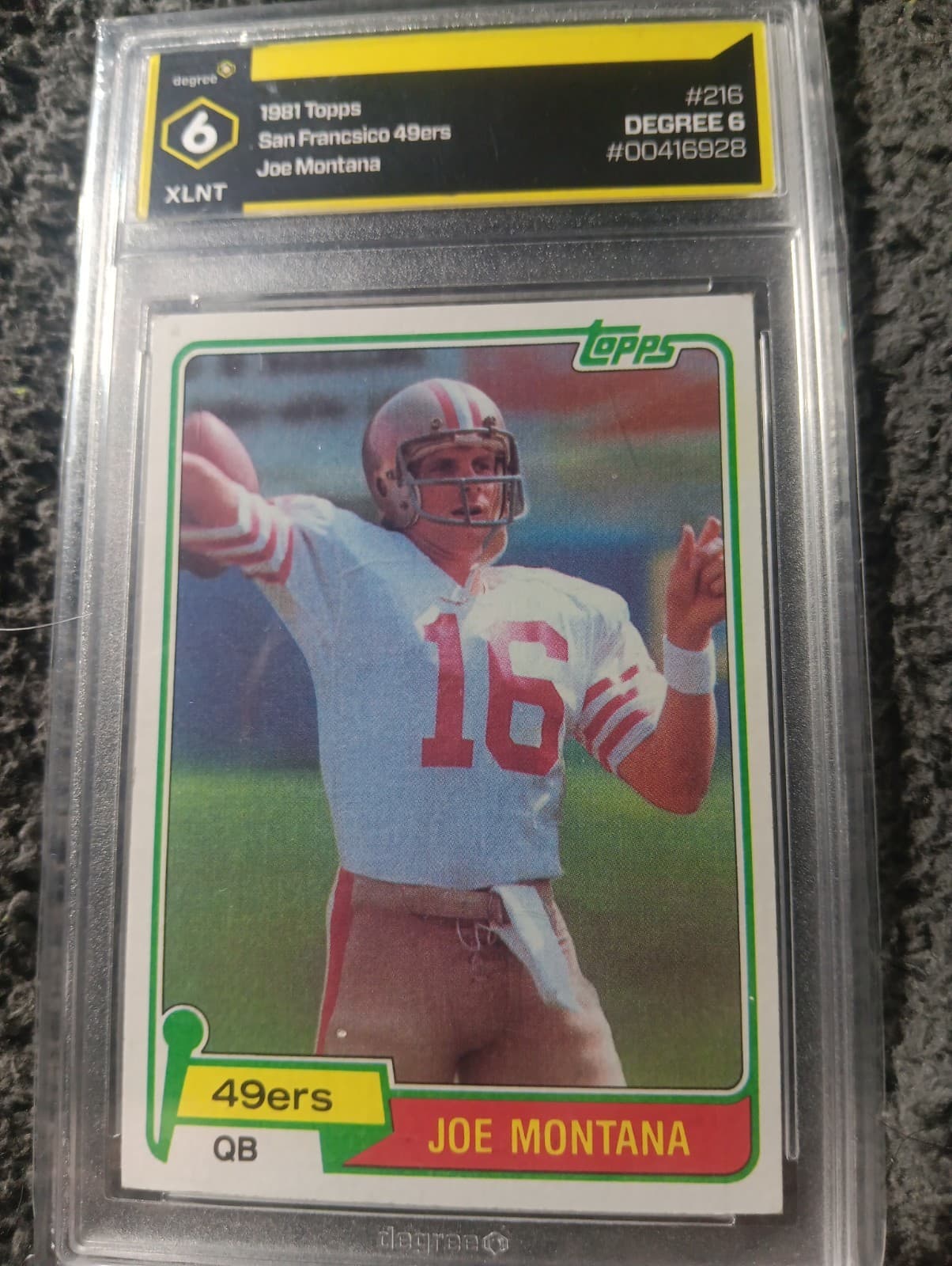 1981 Topps Joe Montana 216 Rookie Card DEGREE 6 Excellent 49ers Football