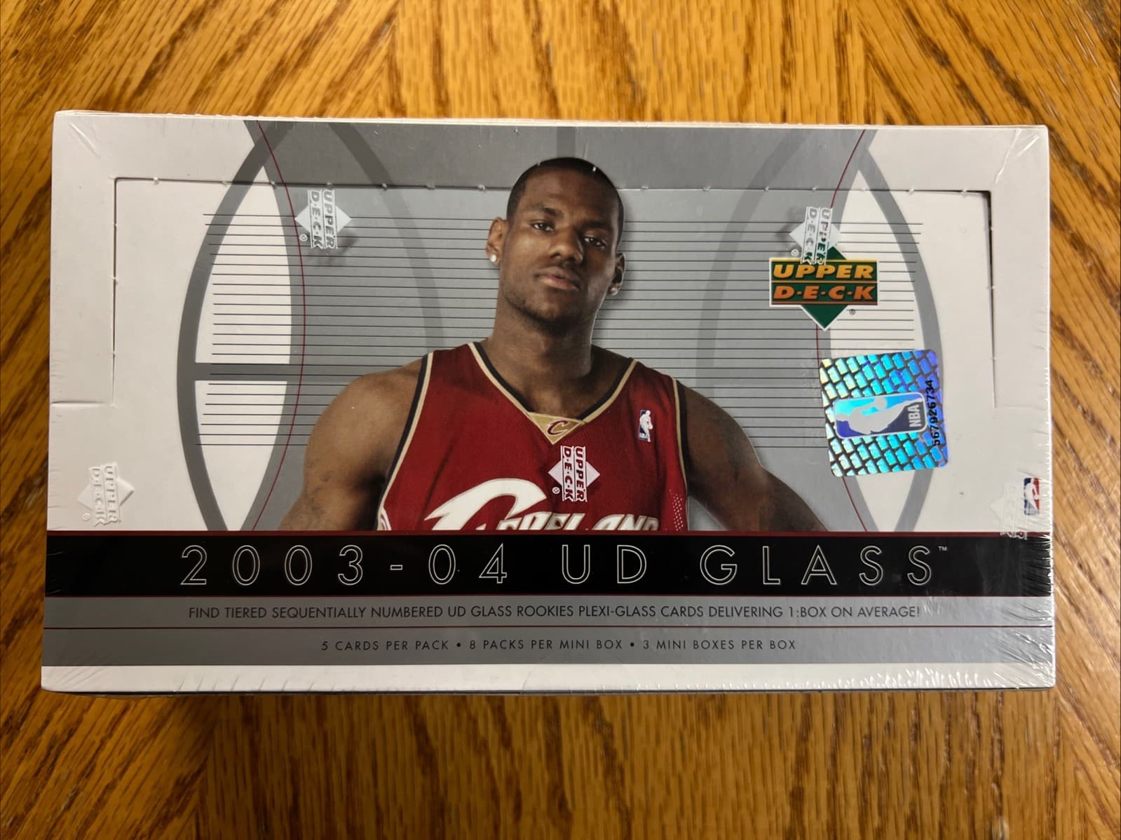 2003-04 UPPER DECK U.D. GLASS NBA BASKETBALL UNOPENED SEALED HOBBY BOX - LEBRON 