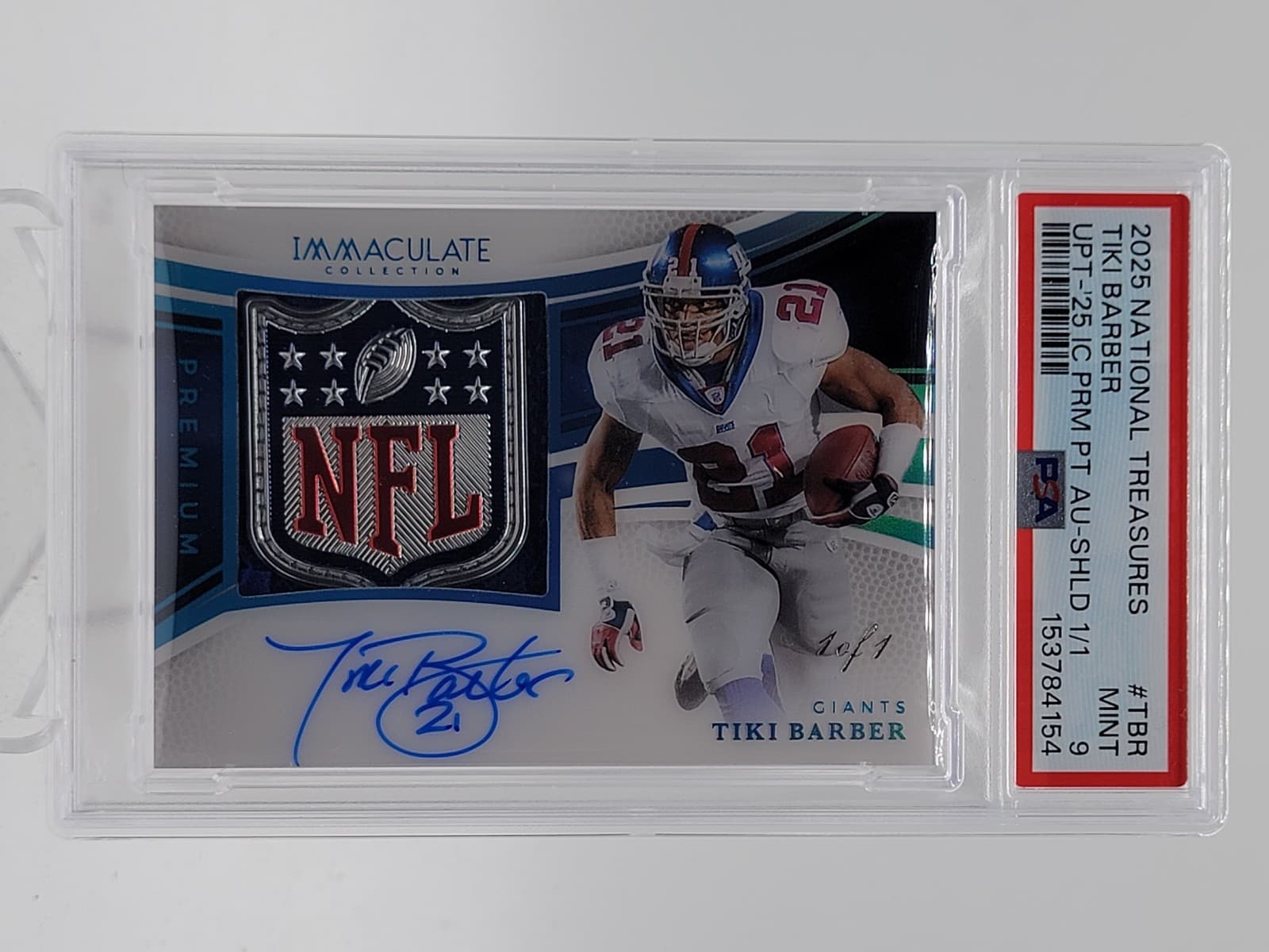 TIKI BARBER 2025 IMMACULATE PREMIUM NFL SHIELD PATCH AUTO 1/1 PSA 9 Q6633