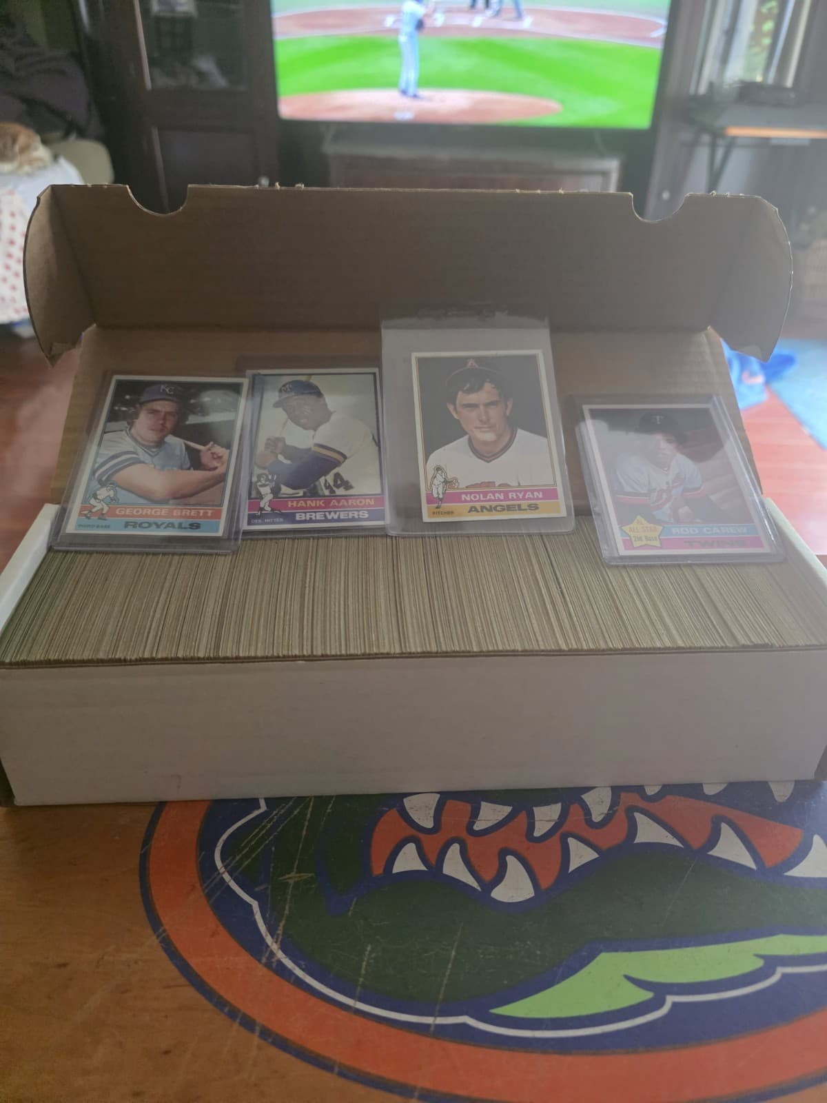 1976 topps baseball complete set 660 cards
