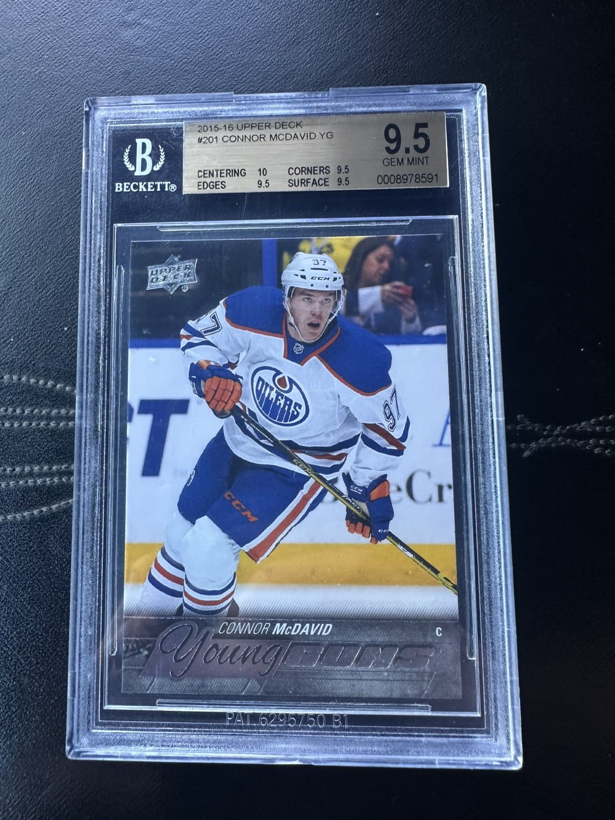2015 2015-16 Upper Deck Young Guns Rookie #201 Connor McDavid BGS 9.5 GEM MINT