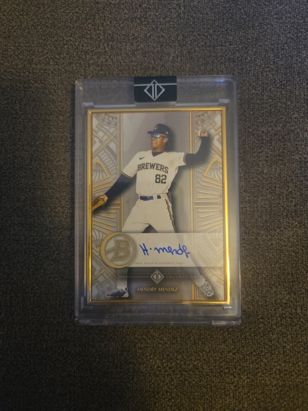 2022 Topps Transcendent Collection Transcendent Collection Hendry Mendez 1/1
