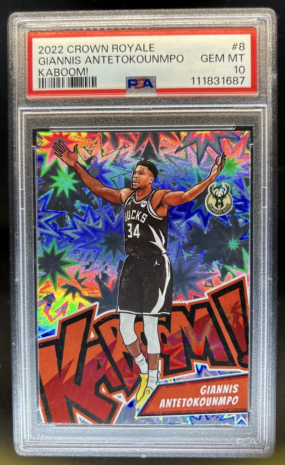 2022-23 Panini Crown Royale Giannis Antetokounmpo Kaboom SSP #8 Bucks PSA 10