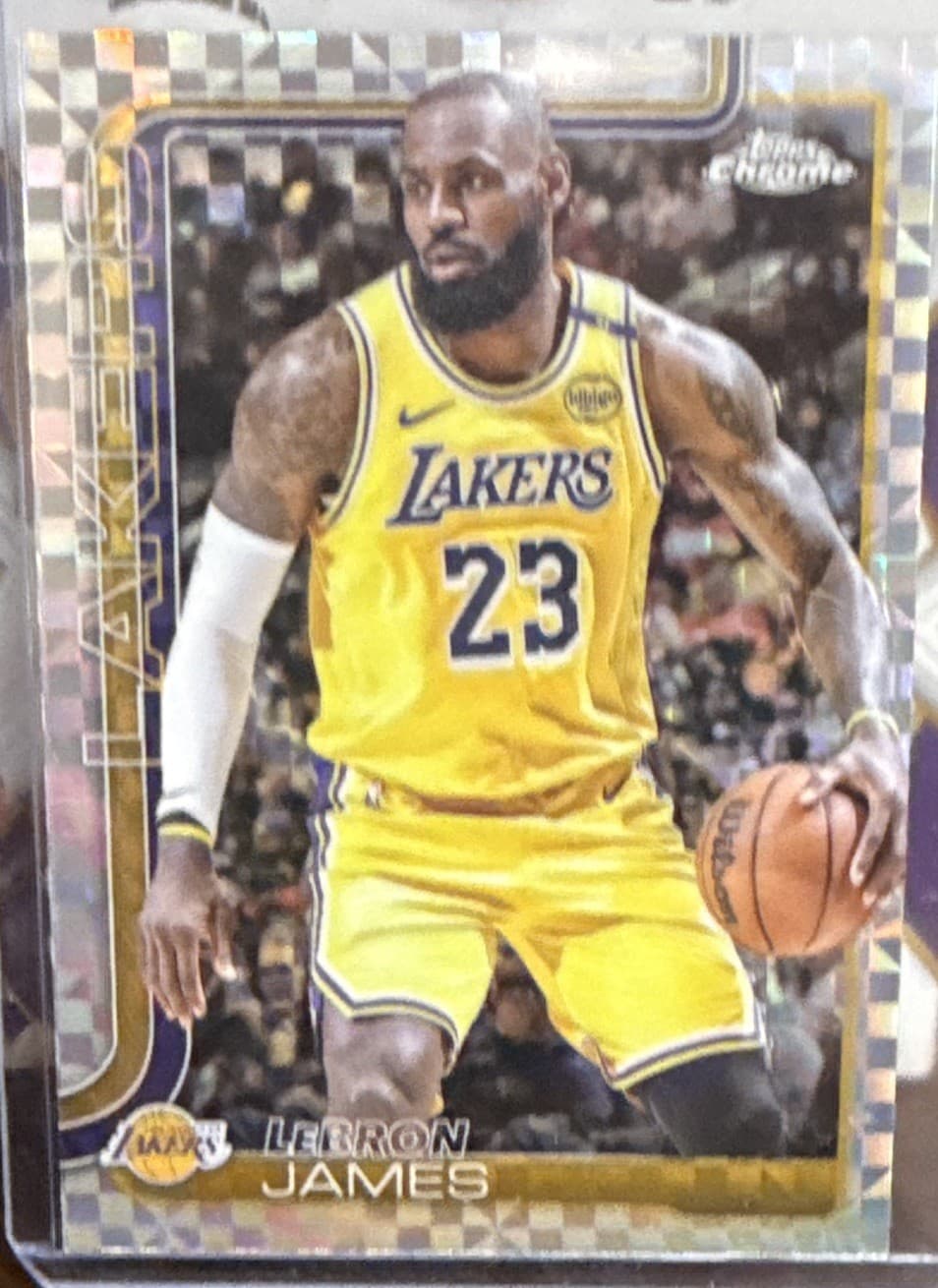 Topps Chrome 2025-26 LeBron James Basketball Sports Trading Card #127