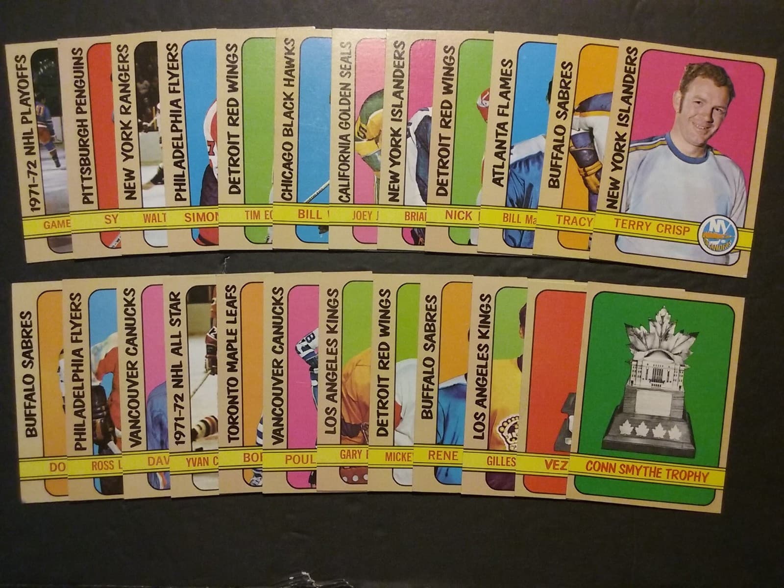 1972-73 Topps Hockey Lot of 24 Different Ex-Nm #1