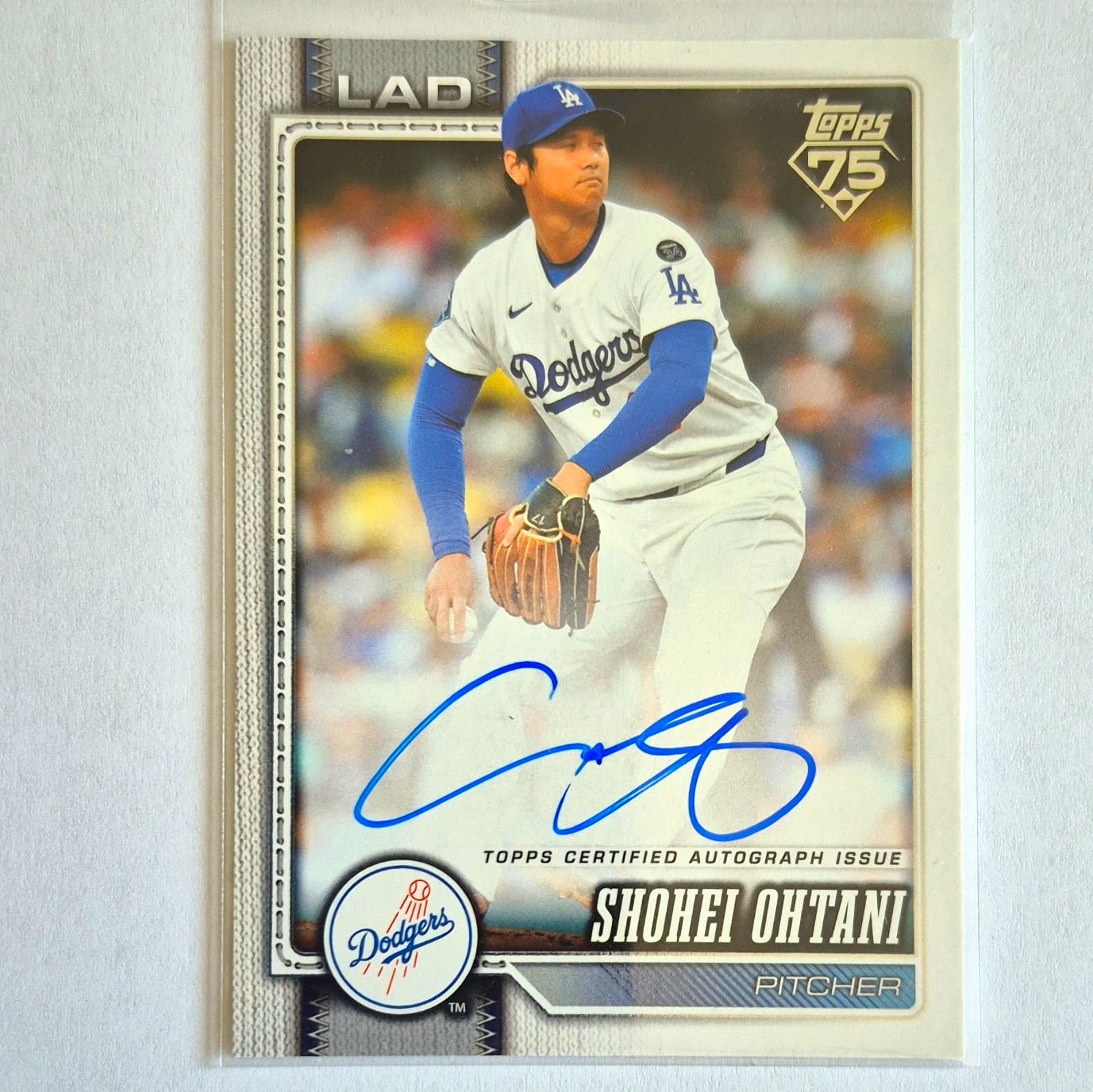 Topps 2026 Series 2 Shohei Ohtani #500 Los Angeles Dodgers Auto Topps Auth