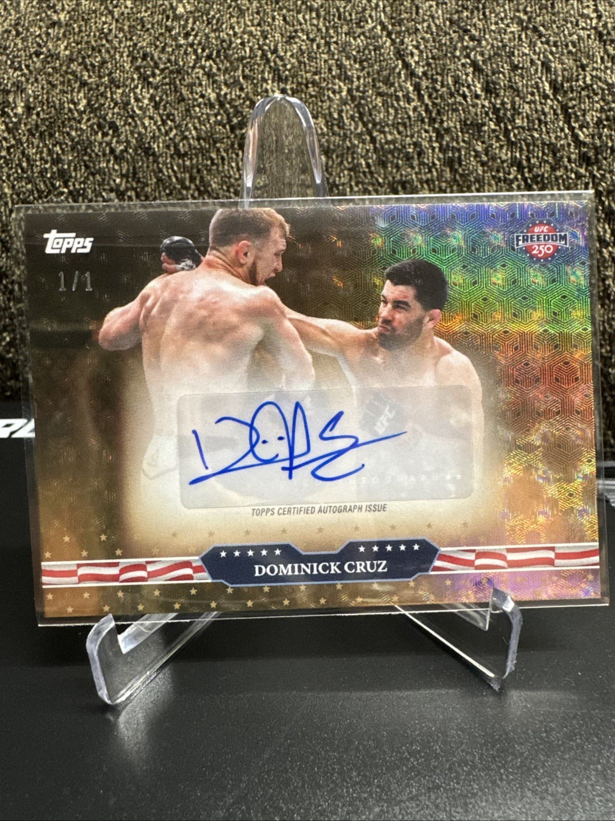 2026 Topps UFC Freedom 250 Dominick Cruz FOILFRACTOR AUTOGRAPH 1/1 #9-A
