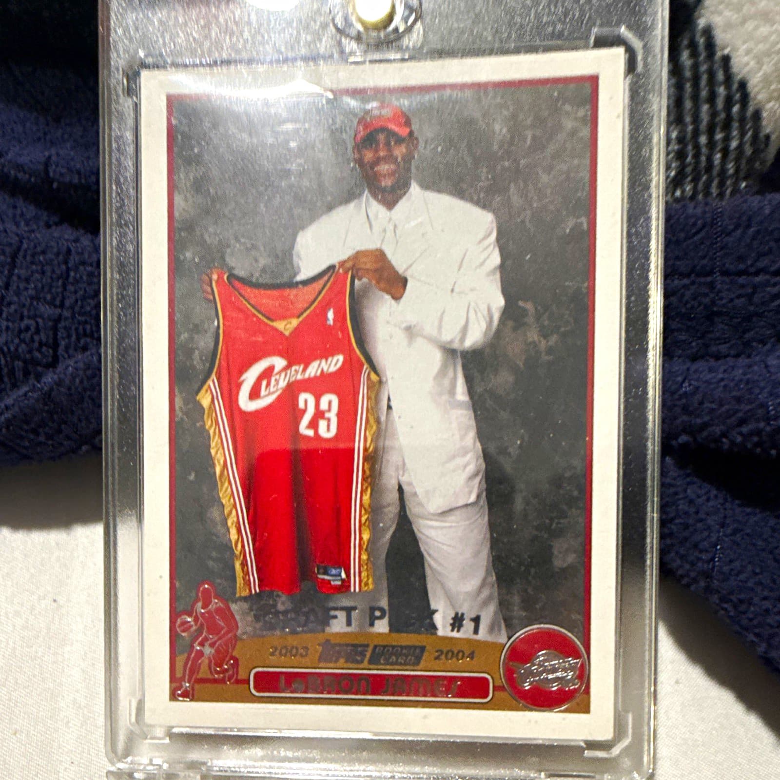 Topps 2003-04 LeBron James Rookie Draft Pick #221 Cleveland Cavaliers NBA