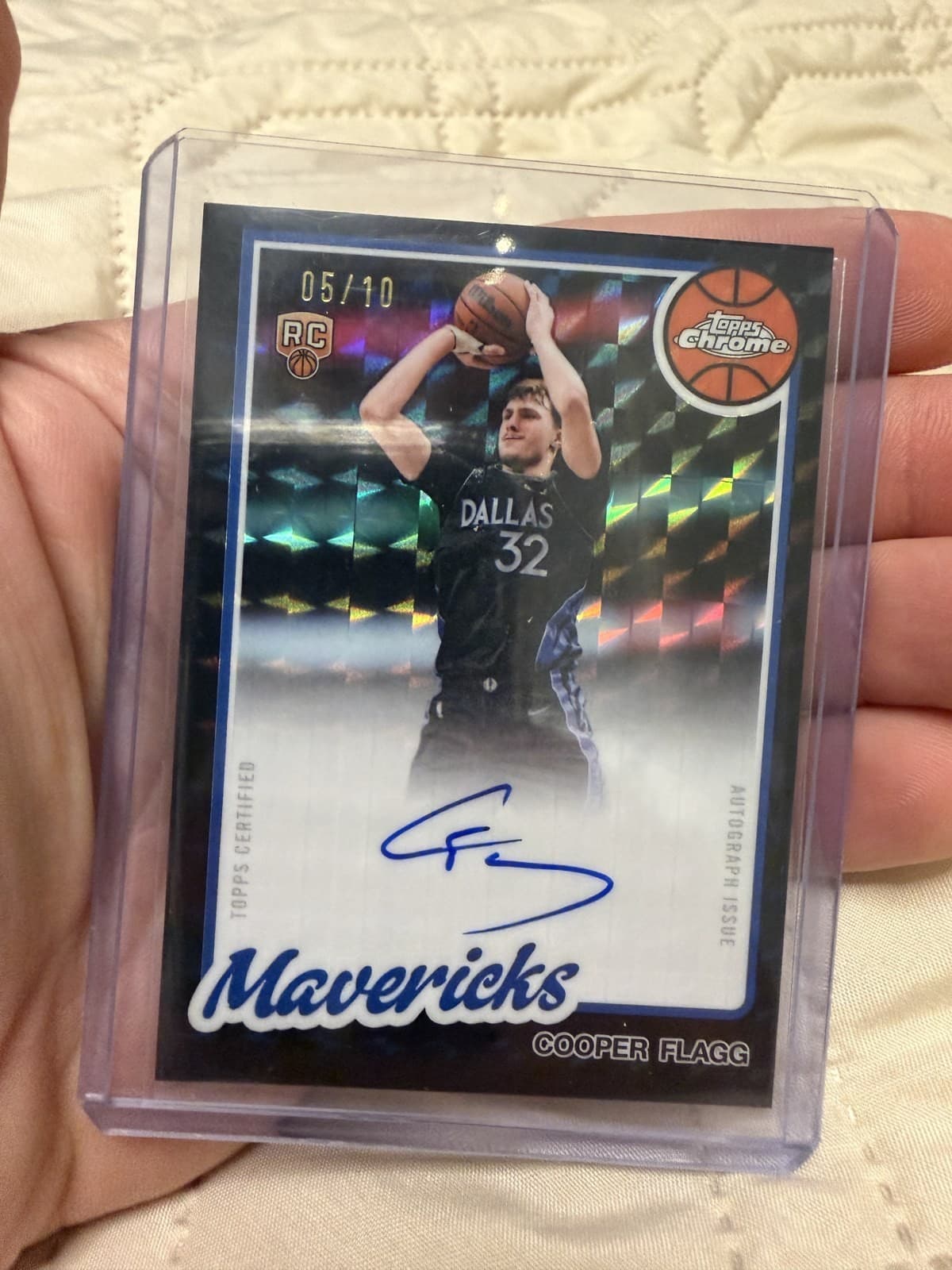 2025-26 Topps Chrome Update Cooper Flagg 1980-81 Auto Black 05/10 RC Mavericks