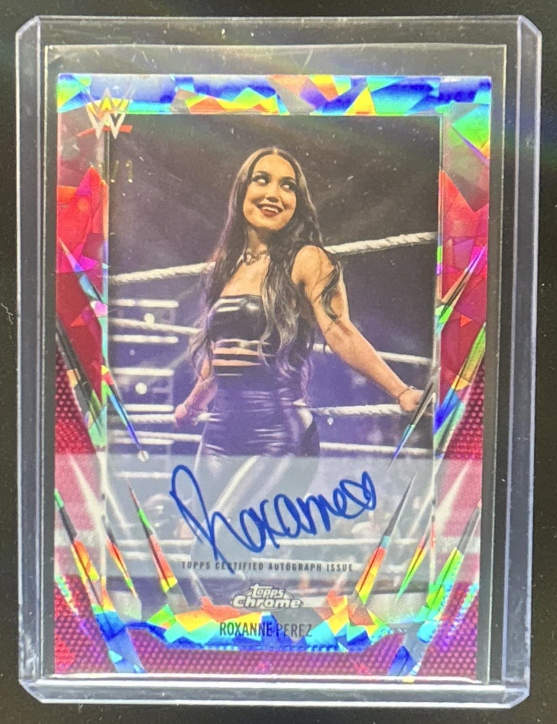 2026 Topps Chrome WWE Sapphire Roxanne Perez Auto Padparadscha Refractor #1/1