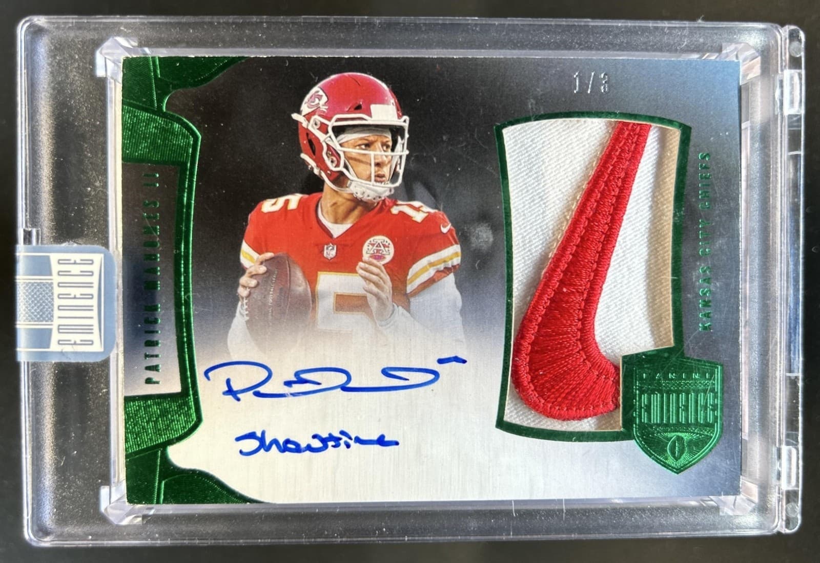 2024 Eminence Mahomes Jumbo Patch Auto Nike Swoosh Inscription Showtime 1/3