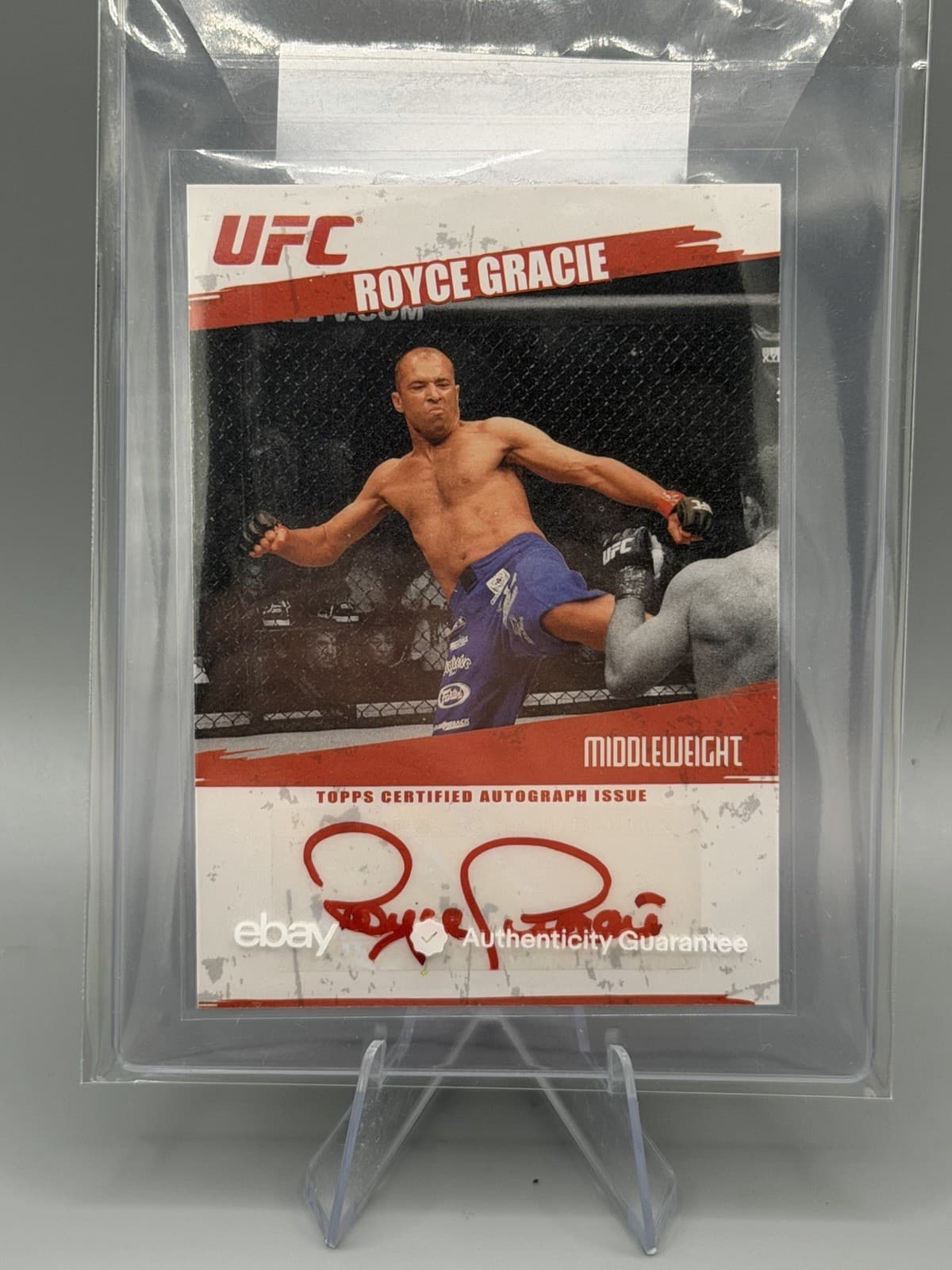 2009 Topps UFC Round 2 Royce Gracie Red Ink Auto RC SSP 2/25 GRACIE MMA GRAIL