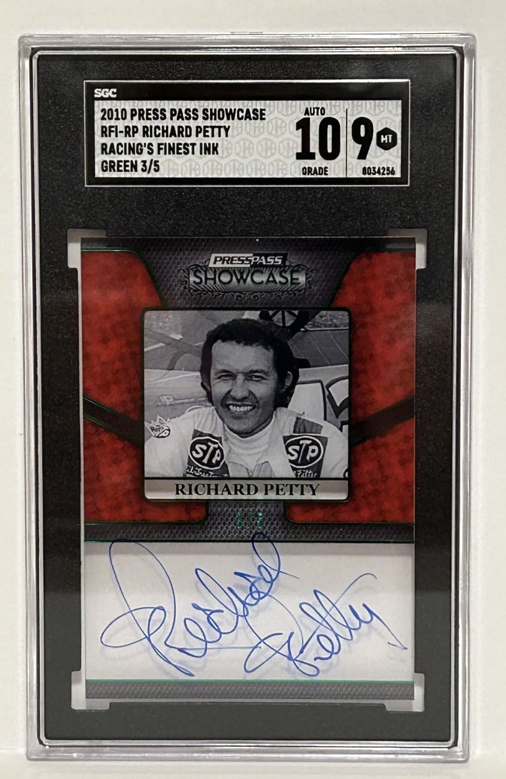 2010 Showcase Auto Green 3 of 5, Richard Petty Nascar King - Sgc 9 - Sgc 10