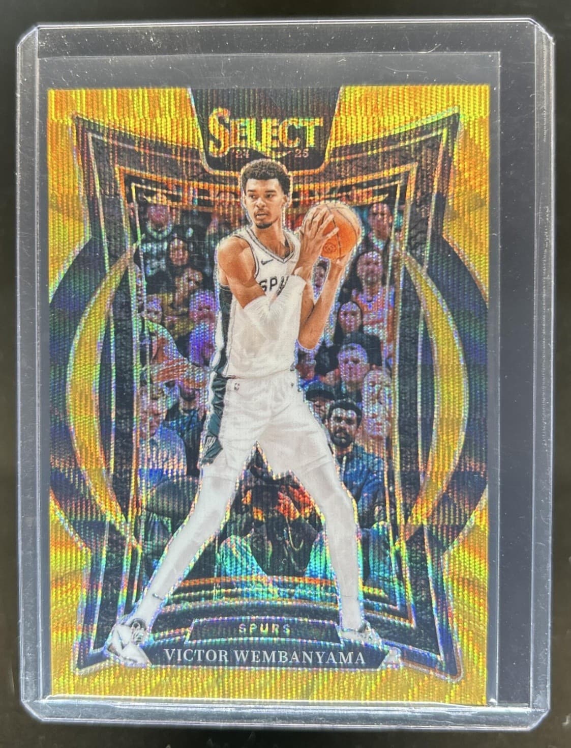 2024-25 Panini Select Victor Wembanyama Concourse Gold Wave Prizm #/10 Spurs