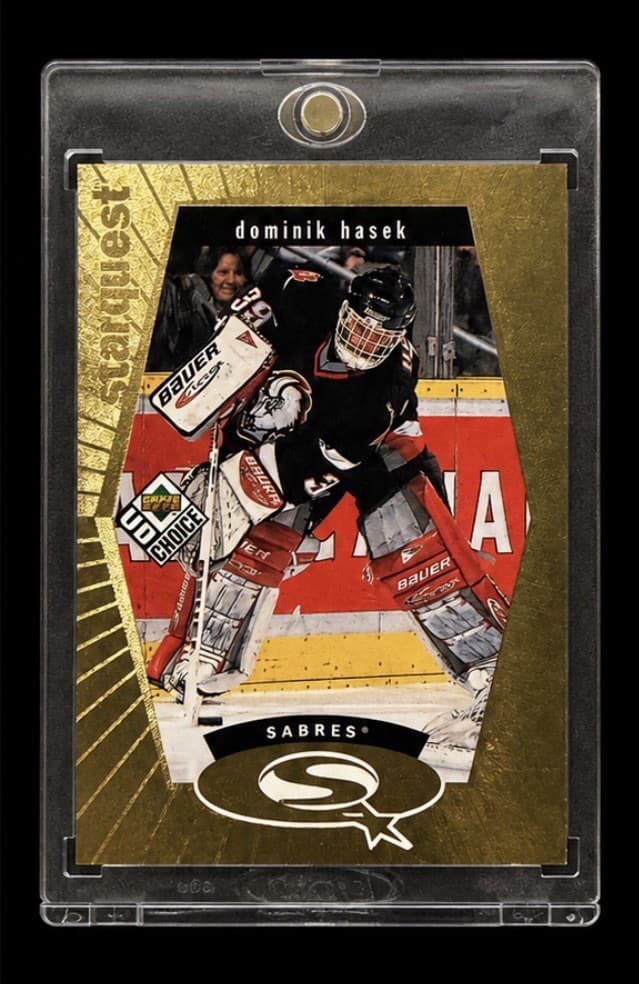 1998-99 Upper Deck UD Choice - Starquest GOLD 013/100 Dominik Hasek #SQ4 GRAIL