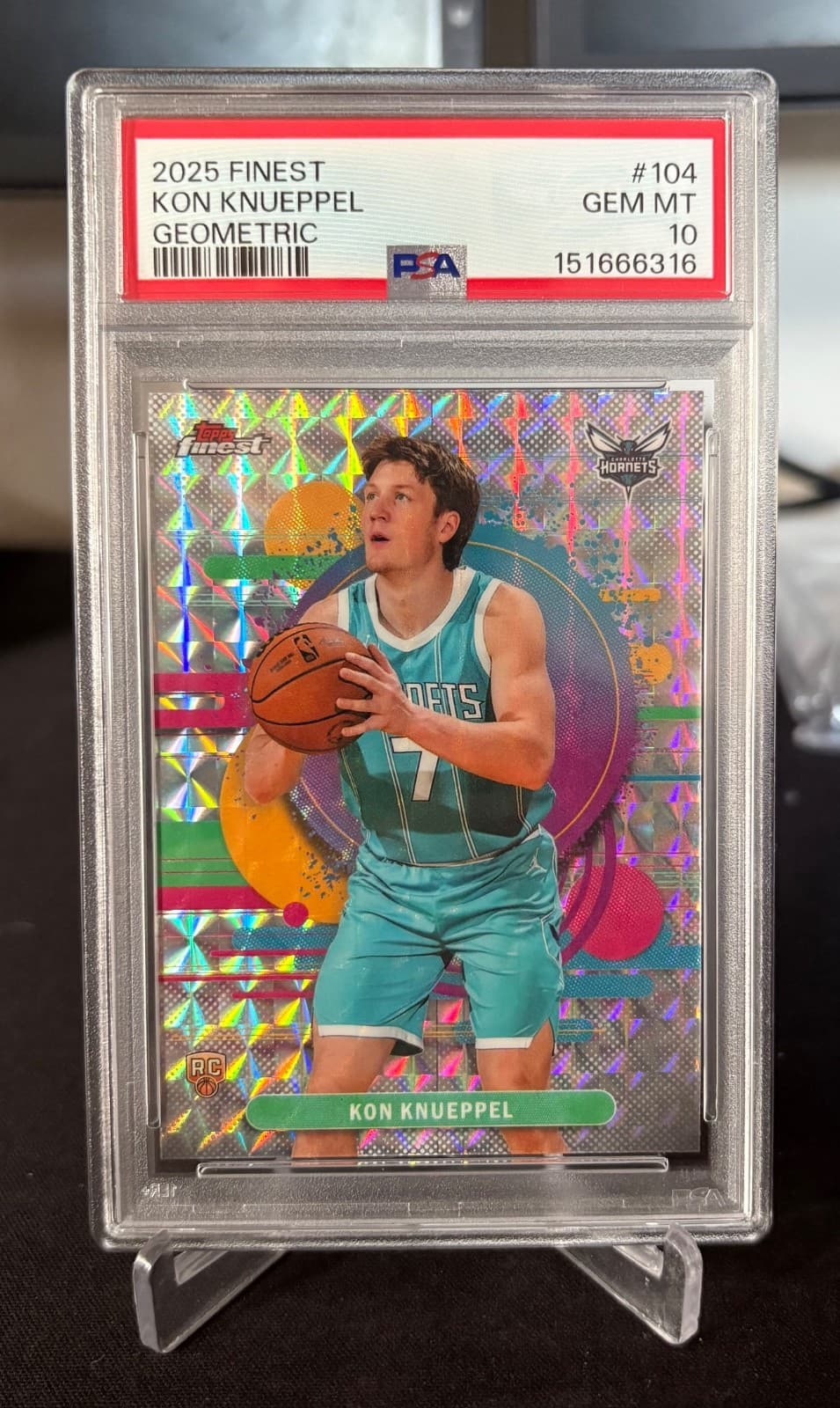 2025 Topps Finest Kon Knueppel Geometric PSA 10 uncommon