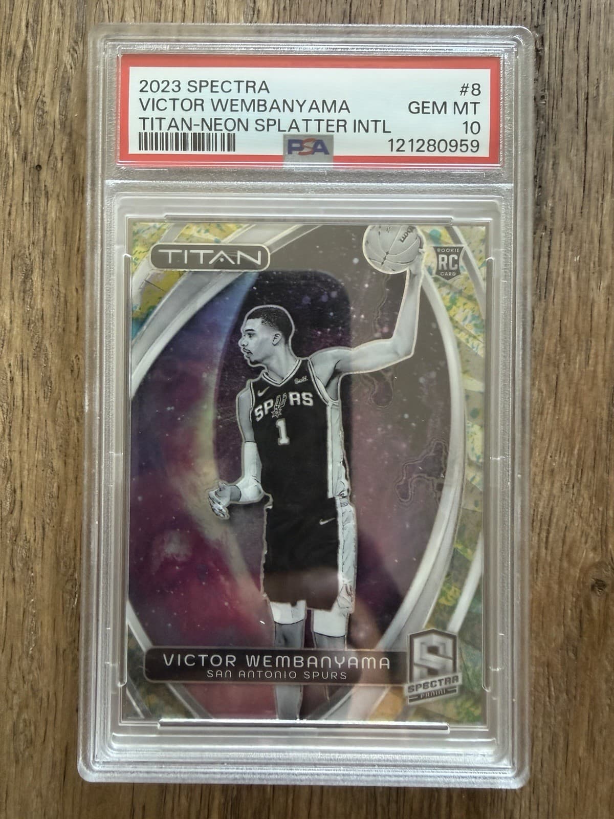 2023 Panini Titan Victor Wembanyama #8 Titan 4/8 PSA 10 Rookie Card RARE POP 1