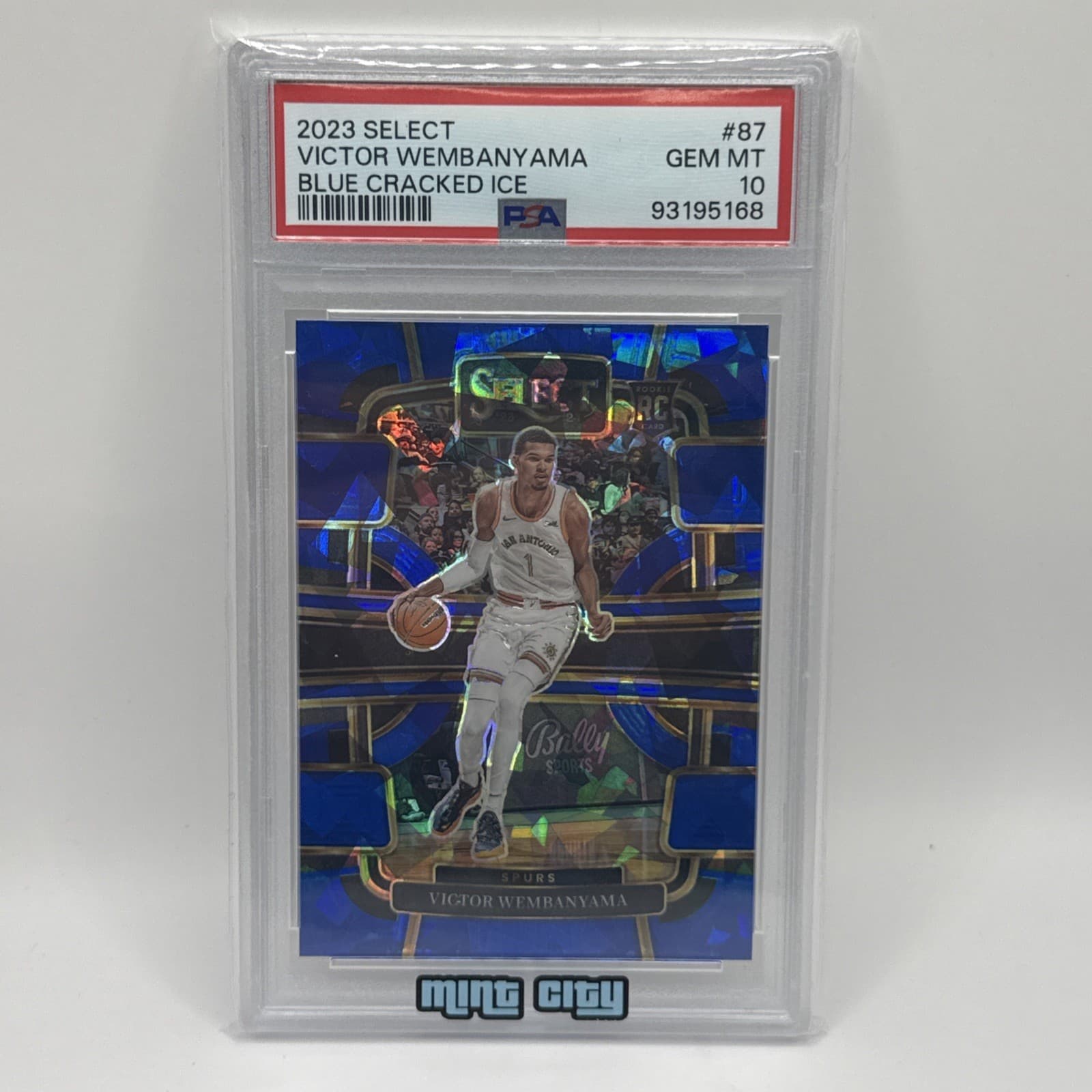 2023-24 Select Victor Wembanyama RC Blue Cracked Ice Prizm Concourse #87 PSA 10