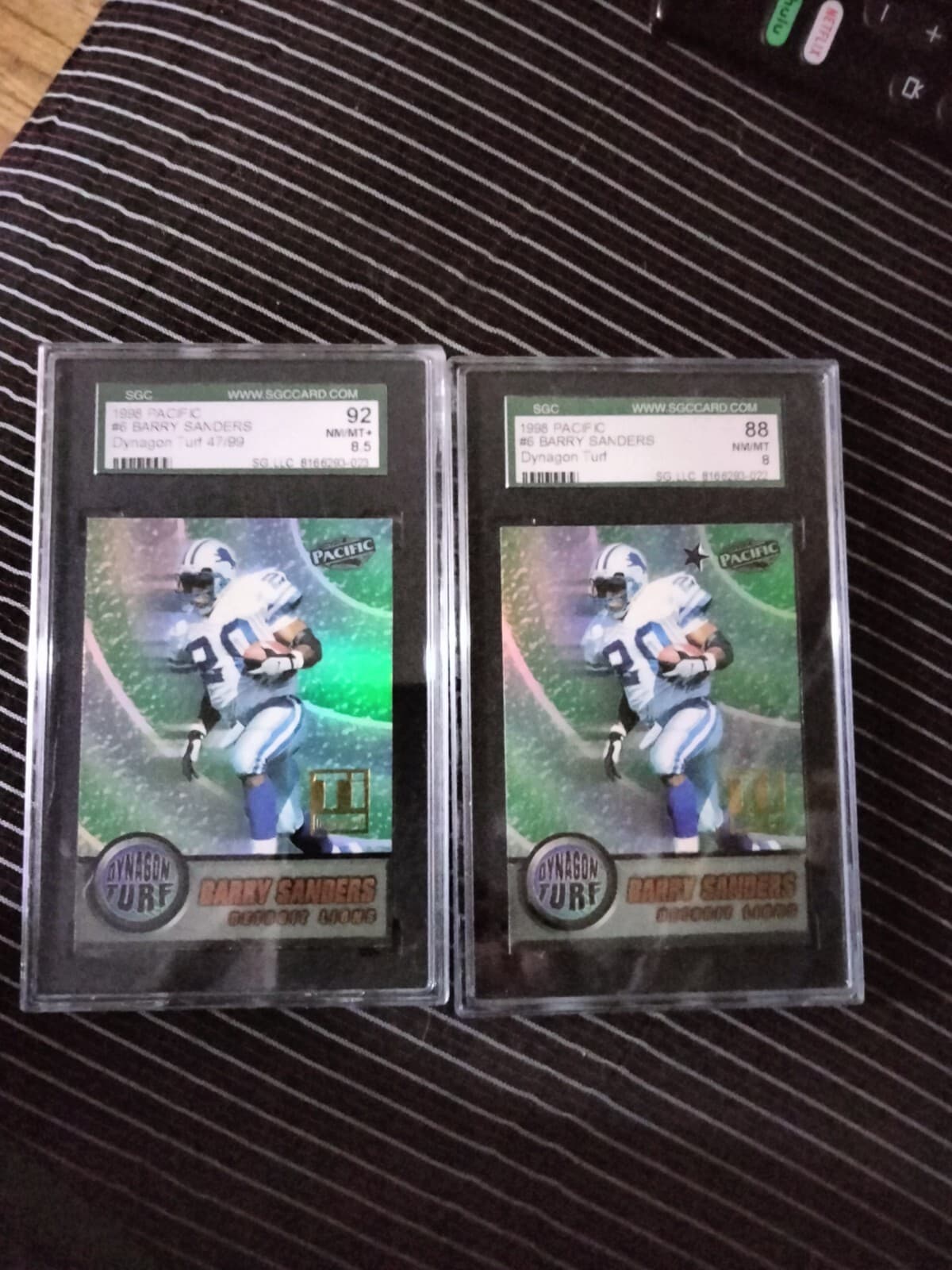 1998 pacific dynagon turf barry sanders rare 1/1 covention only issue stamp