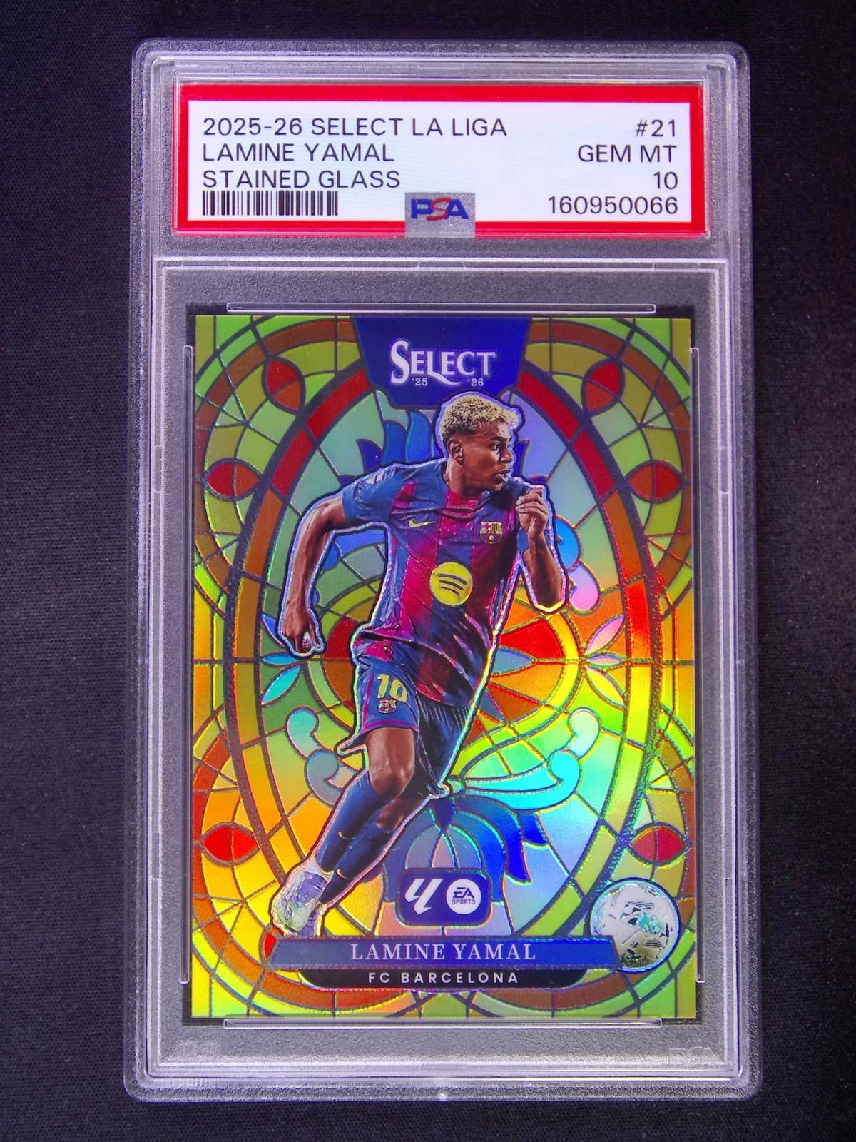 2025-26 Panini Select FIFA World Cup Lamine Yamal #21 Stained Glass SSP PSA 10