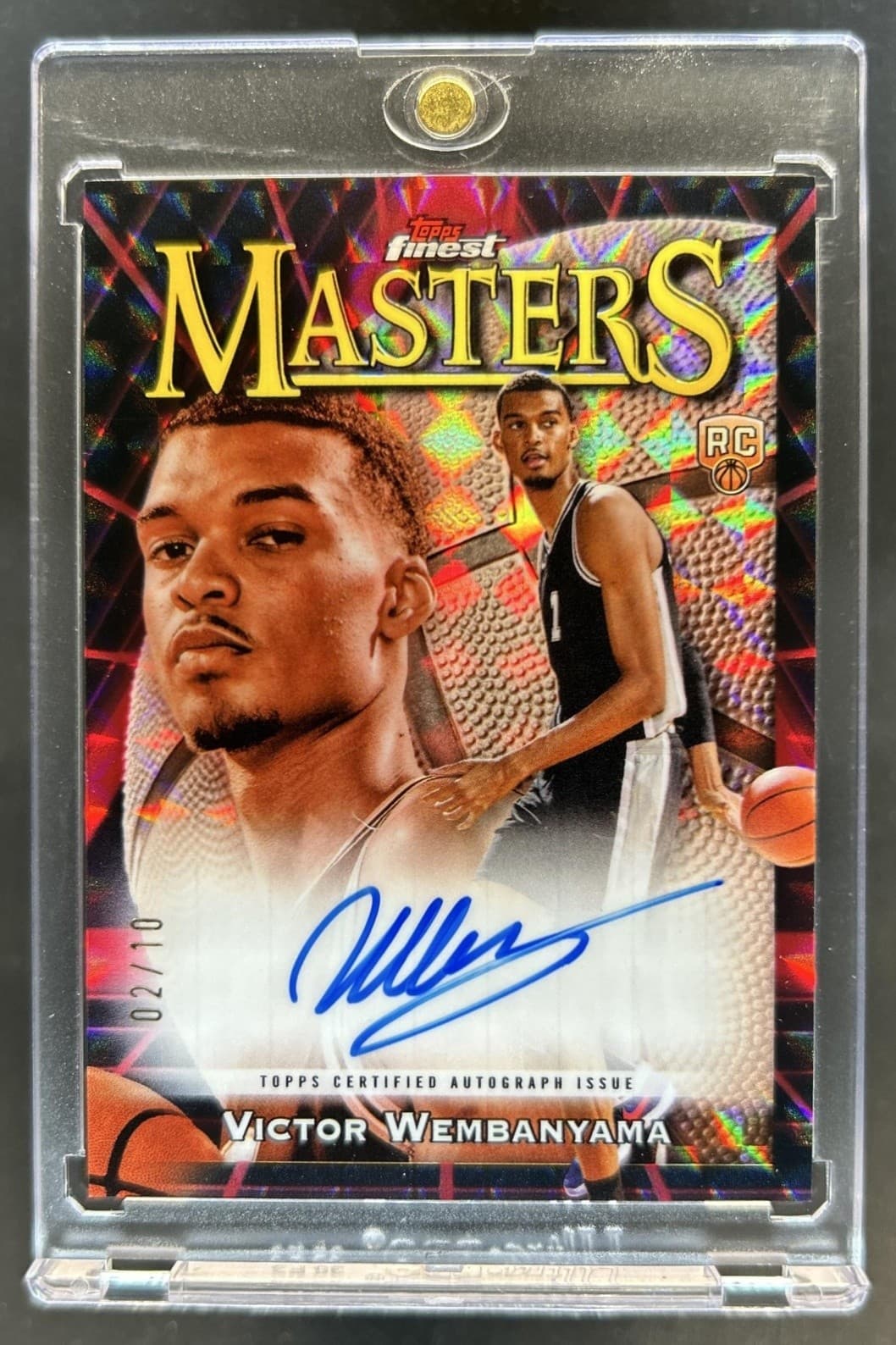 2023-24 Finest Victor Wembanyama Masters Auto RC Red/Black Vapor Geometric #/10