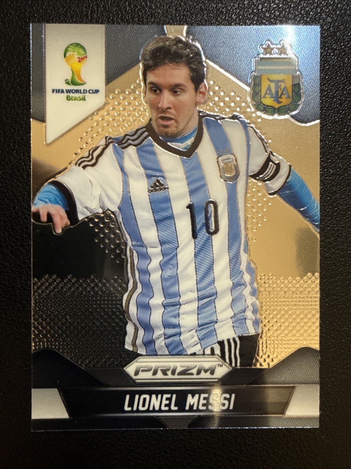 Panini Prizm 2014 FIFA World Cup Lionel Messi #12 Argentina Soccer 