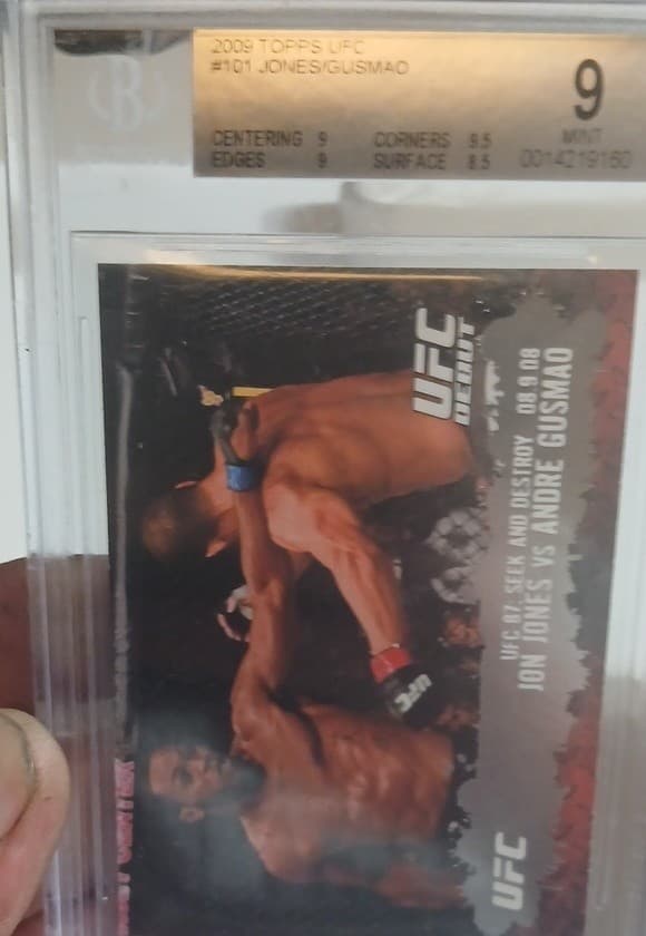2009 Topps UFC Round 2 - UFC Debut Jon Jones, Andre Gusmao #101 (RC)