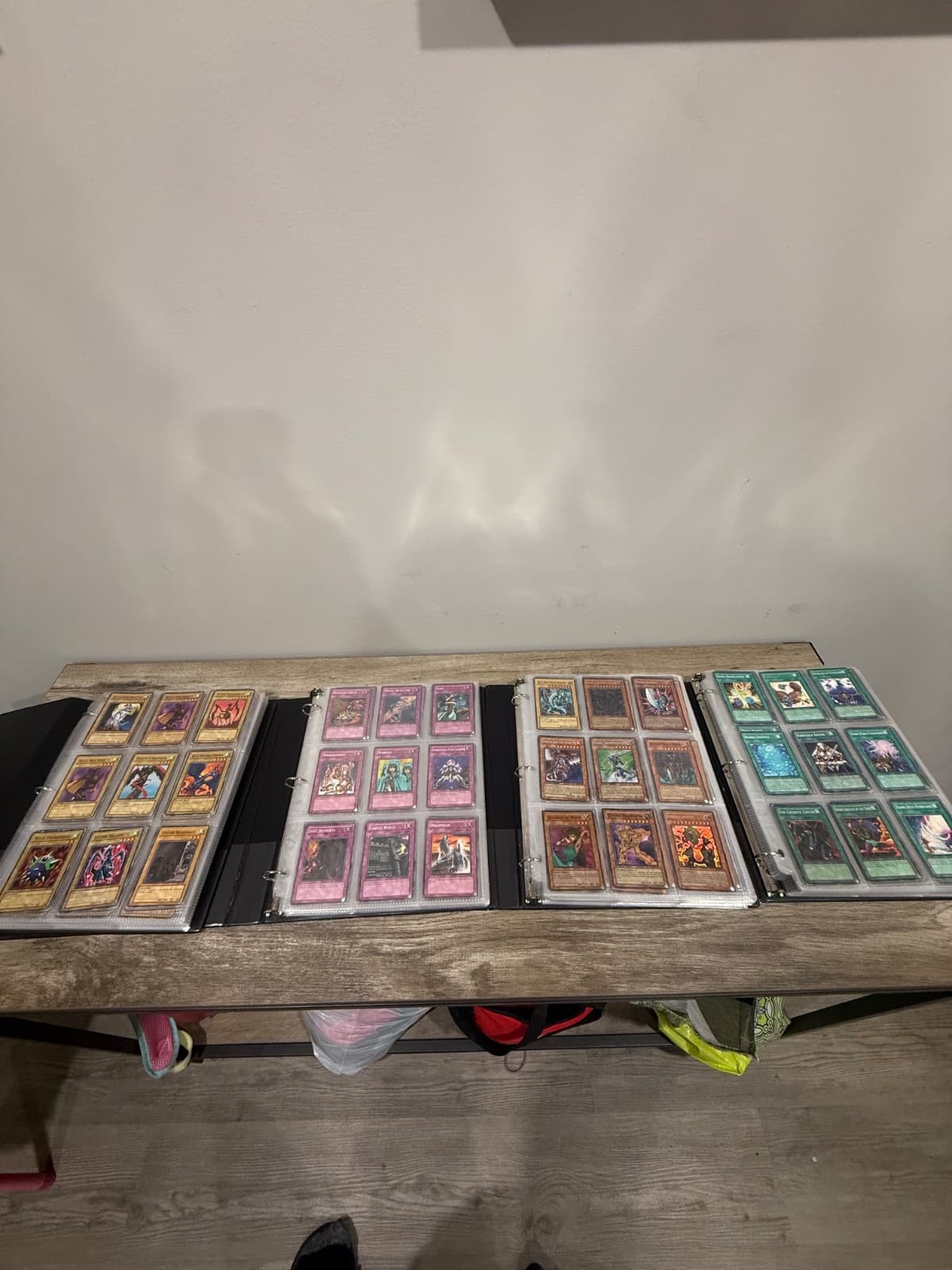 Vintage yugioh collection 4 binders color coded blue eyes red eyes dark magician