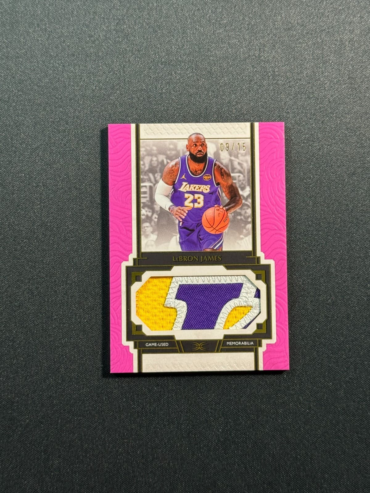 2025-26 Topps Definitive LeBron James Lakers Jersey Patch 09/15 Sick Logo Patch
