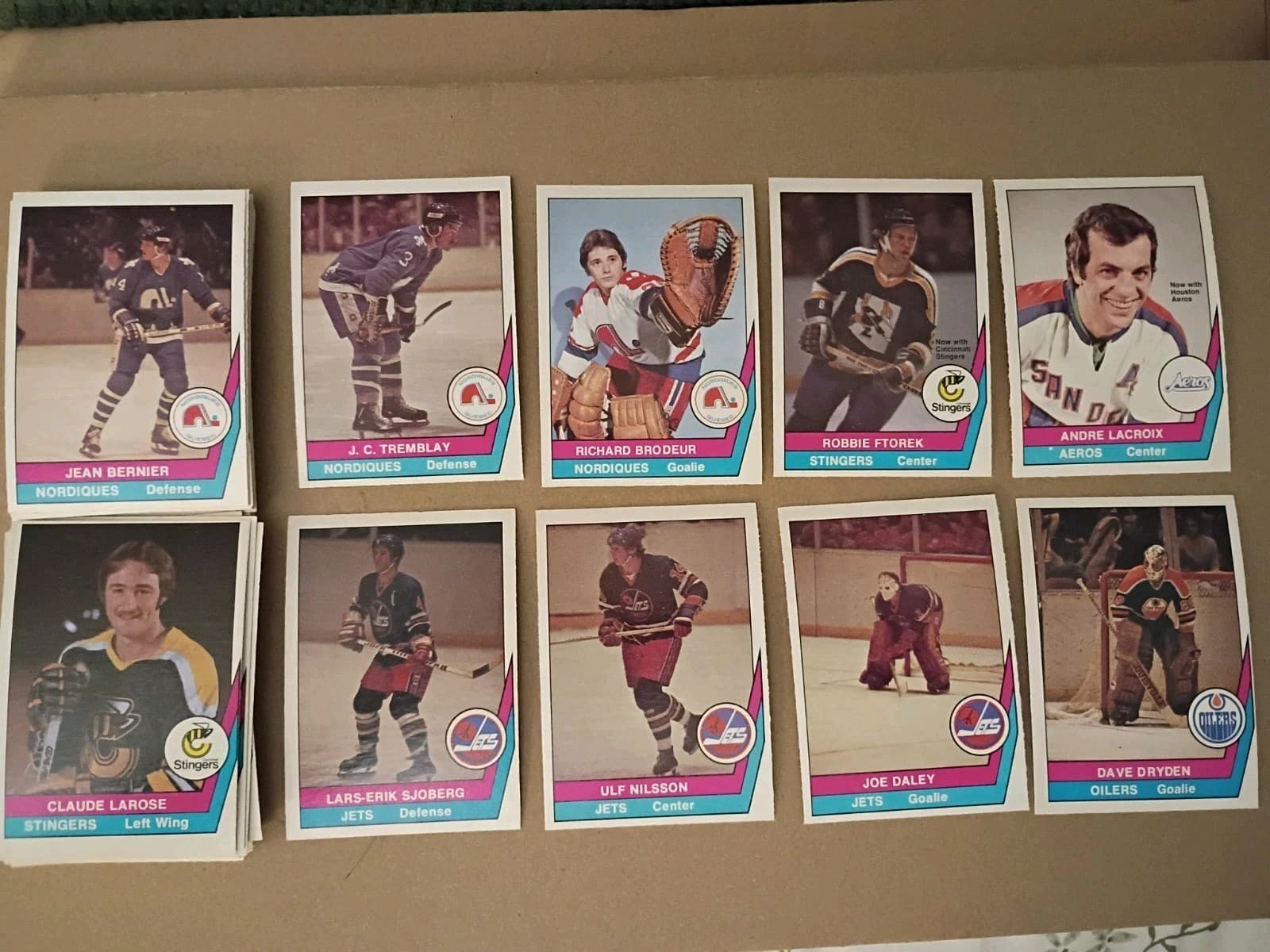 Lot Of 47 1977-78 O-Pee-Chee WHA Hockey Cards