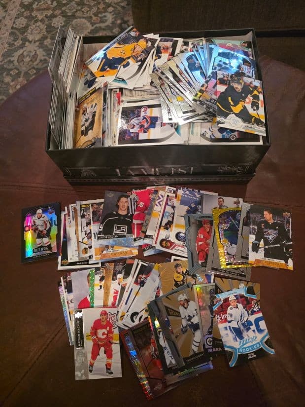 Hockey Upper Deck Parkhurst Young Guns box of sports cards 8+ lbs lot rookies