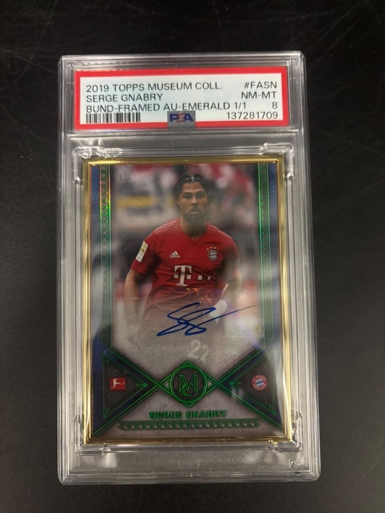 2019 Topps Museum Bundesliga Gold Framed Emerald Serge Gnabry AUTO 1/1 PSA 8
