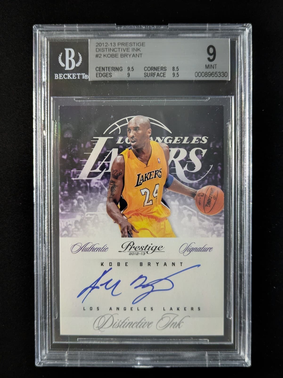 2012-13 Panini Prestige KOBE BRYANT Auto Distinctive Ink Lakers #2 BGS 9 AUTO 10