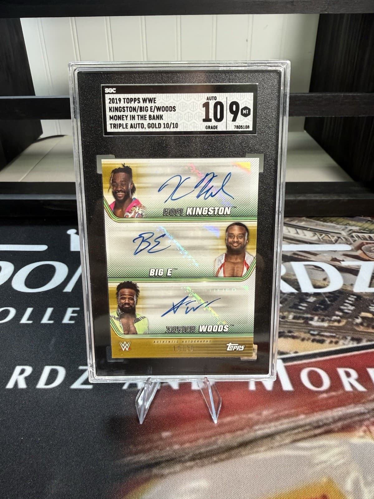 Topps 2019 WWE Money in the Bank The New Day TA-NEW Gold Triple Auto /10 SGC 10