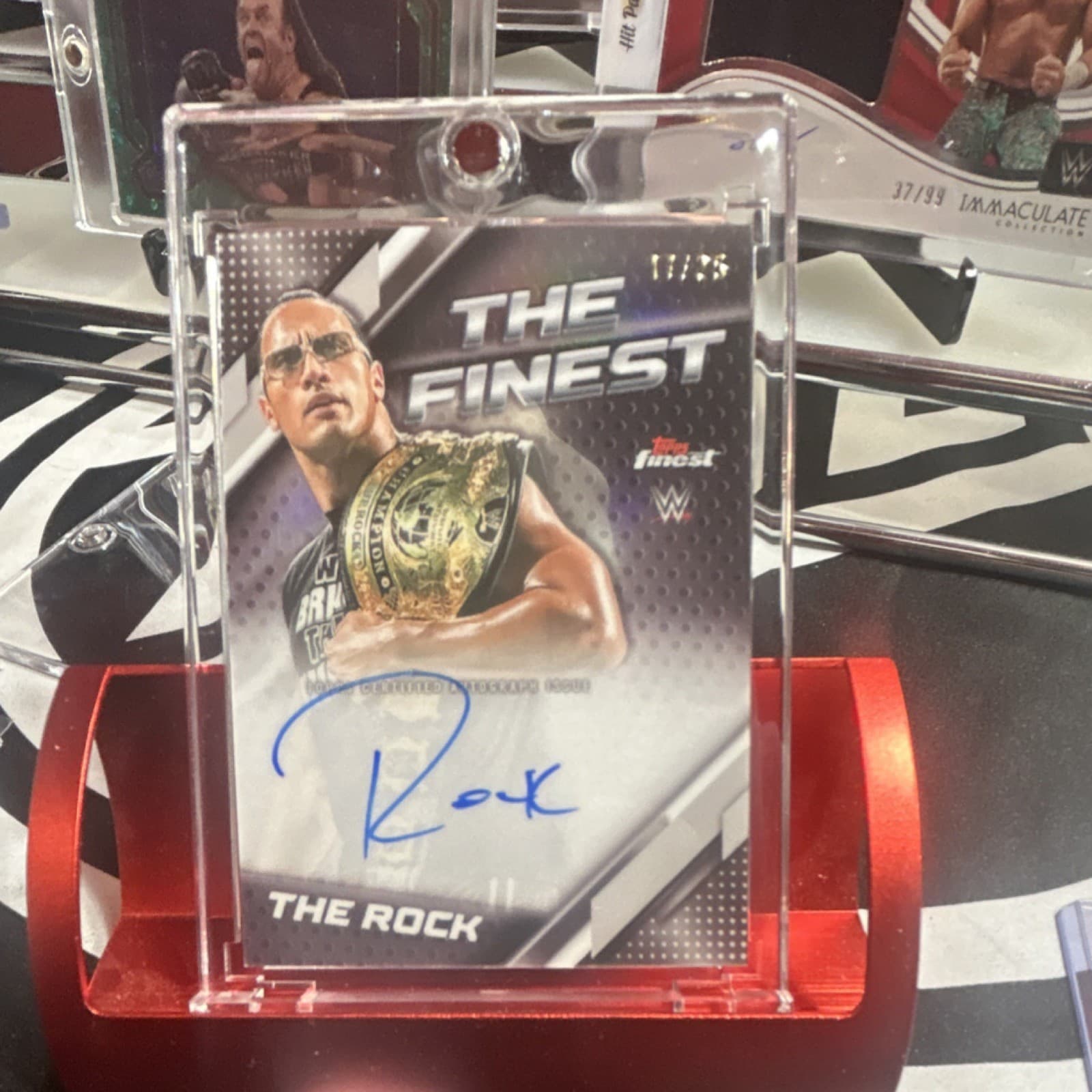 2025 Topps Finest WWE The Rock Autograph 17/25 (Total Championships won) 