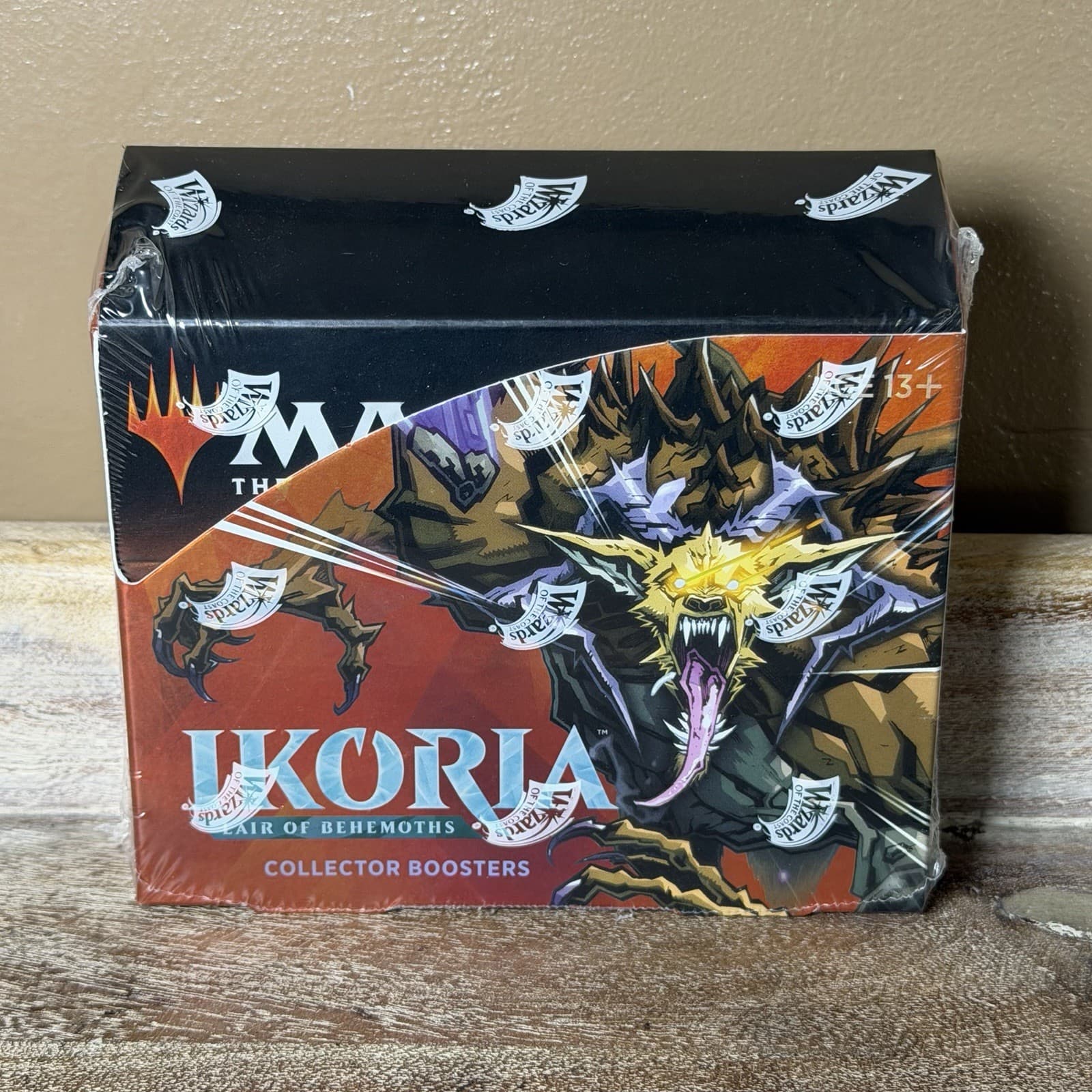Magic: The Gathering Ikoria: Lair of Behemoths Collector Booster Box - English