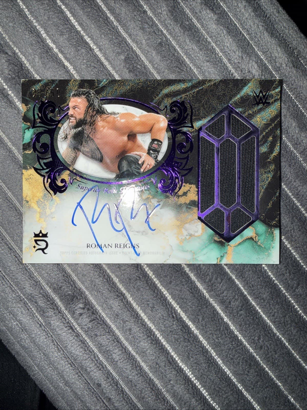2025 Topps WWE Royalty Roman Reigns Superior Relic Signatures Auto  /50