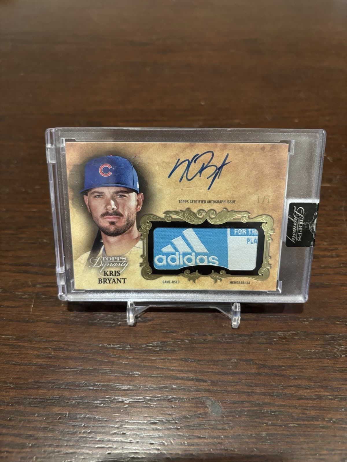 Topps Dynasty Kris Bryant Auto Batting Glove Relic ABG-KB Cubs 2021 1/1