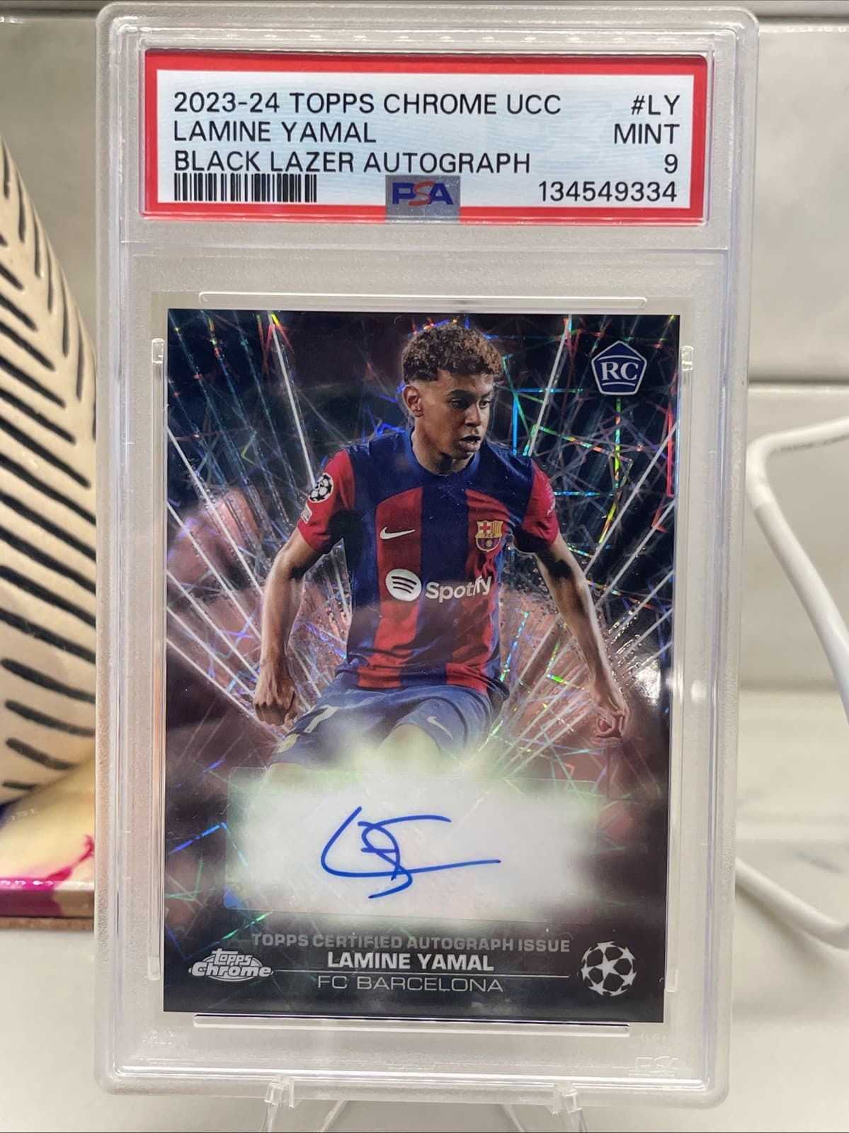 2023-24 Topps Chrome UCC Lamine Yamal Rookie Auto Black Lazer PSA 9