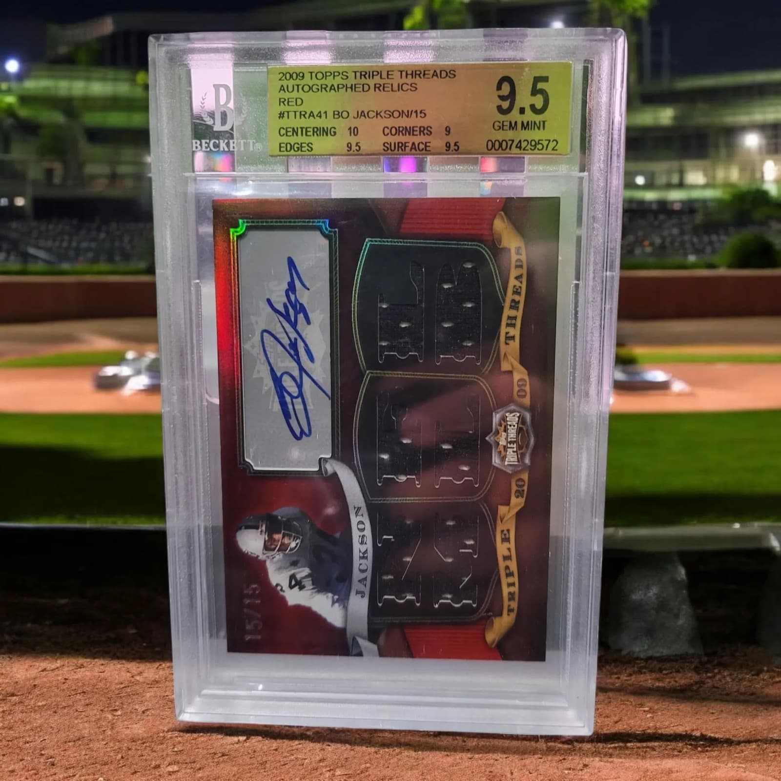 2009 1955. Topps Triple Threads Red Bo Jackson #TTRAJ-BO Autograph Relic 15/15