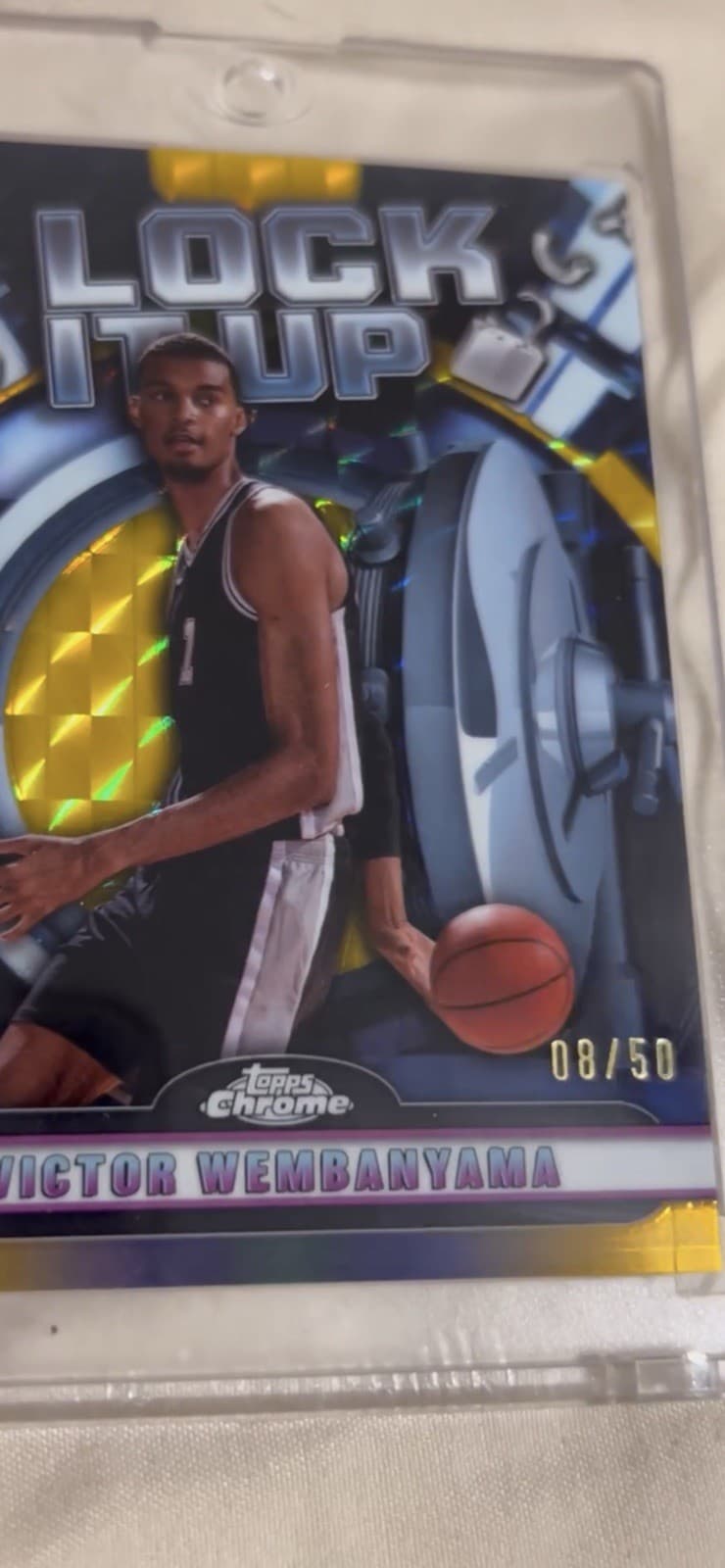 Topps Chrome 2023-24 NBA Lot 2 Wembanyama Lock It Up 08/50 + Miller RC