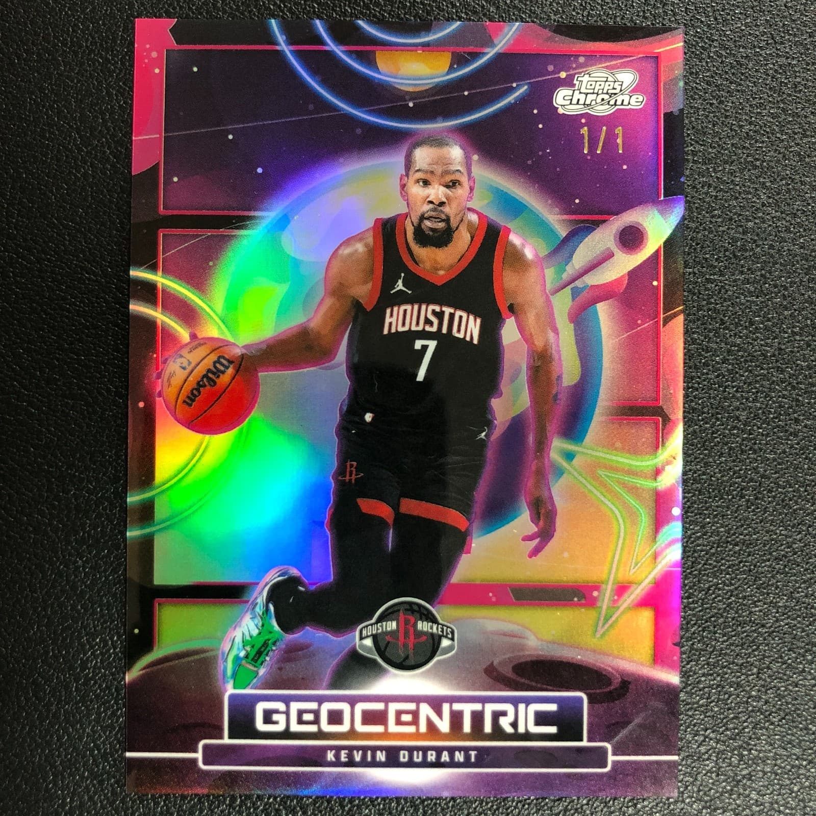 2025-26 Topps Chrome Cosmic Geocentric Kevin Durant Pink Refractor 1/1 1:54787