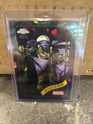 Topps Chrome Marvel Mysterio Refractor 2025 Series /10