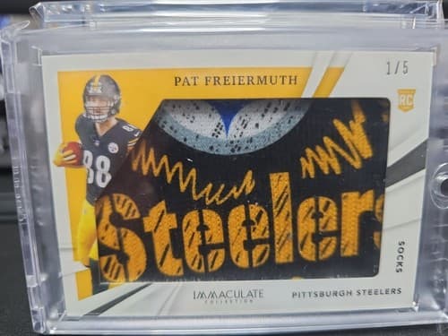 2021 Panini Immaculate Football Socks Rookie #IRL-PF Pat Freiermuth # 1 of 5