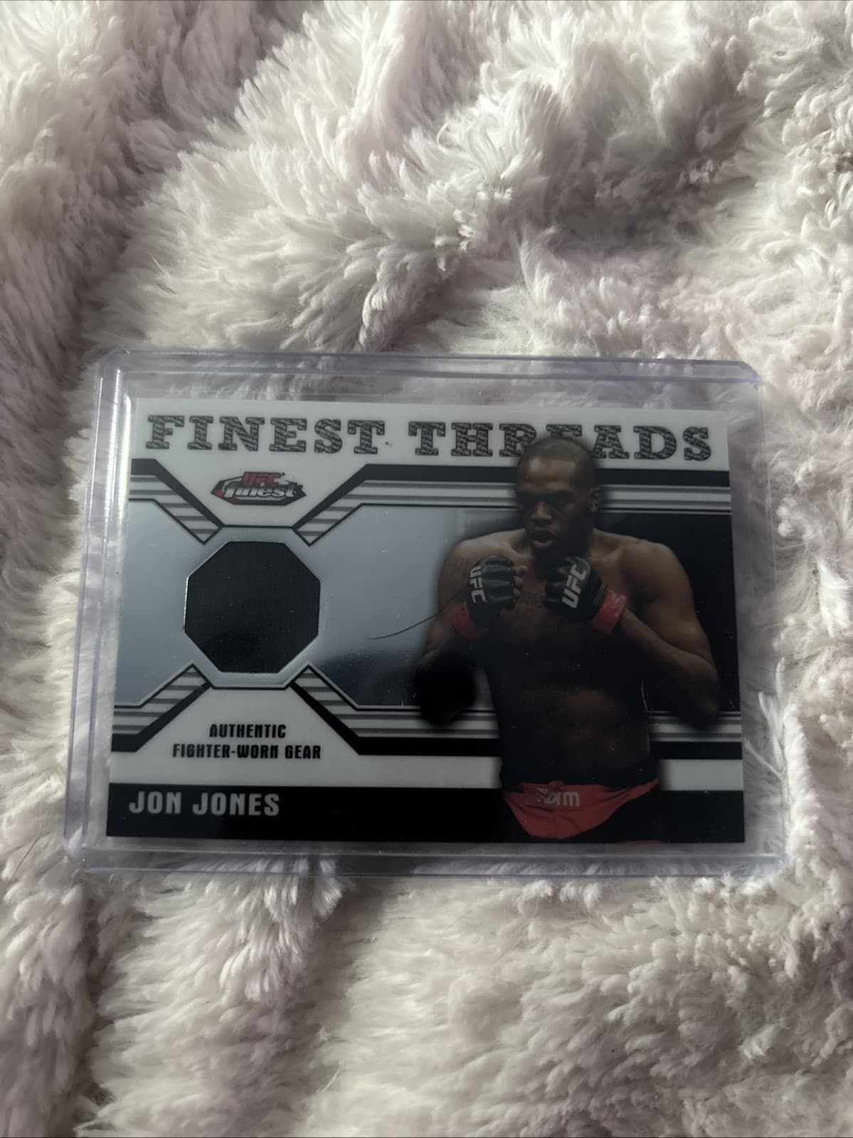 2011 Topps UFC Finest Jon Jones #R-RB Threads Relics Bellator MMA
