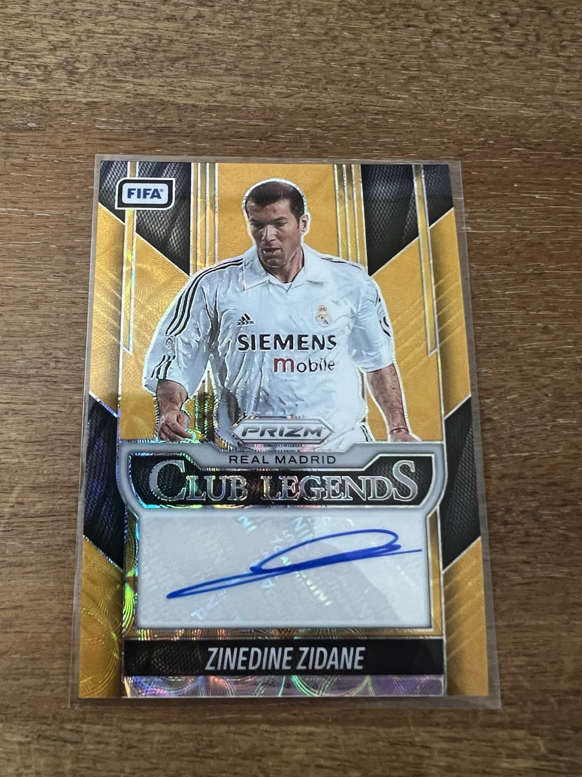 2026-26 Panini Prizm FIFA Zinedine Zidane Club Legends Choice Gold Auto #4/5 SSP
