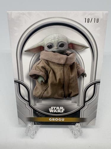 2025 Topps Star Wars Smugglers Outpost Grogu Antiquities 10/10
