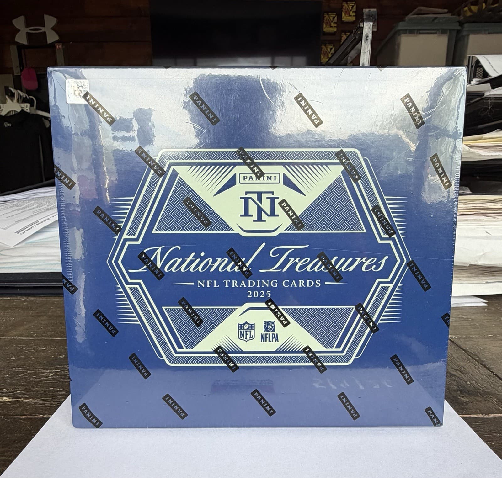 🔥 2025 Panini National Treasures NFL Football Hobby Box Sealed