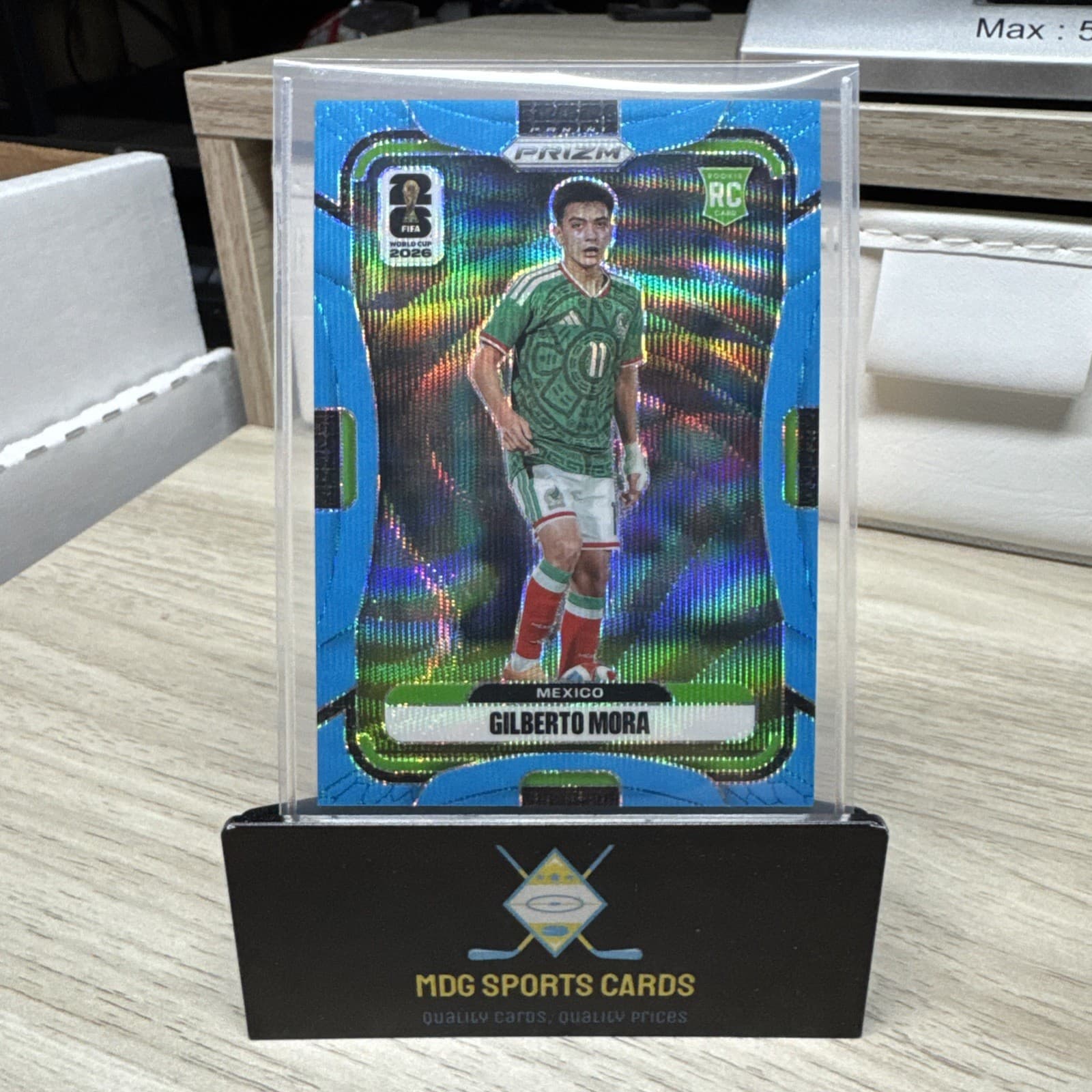 2026 Panini Prizm Fifa World Cup - Gilberto Mora #290 Fluorescent Blue Wave /225